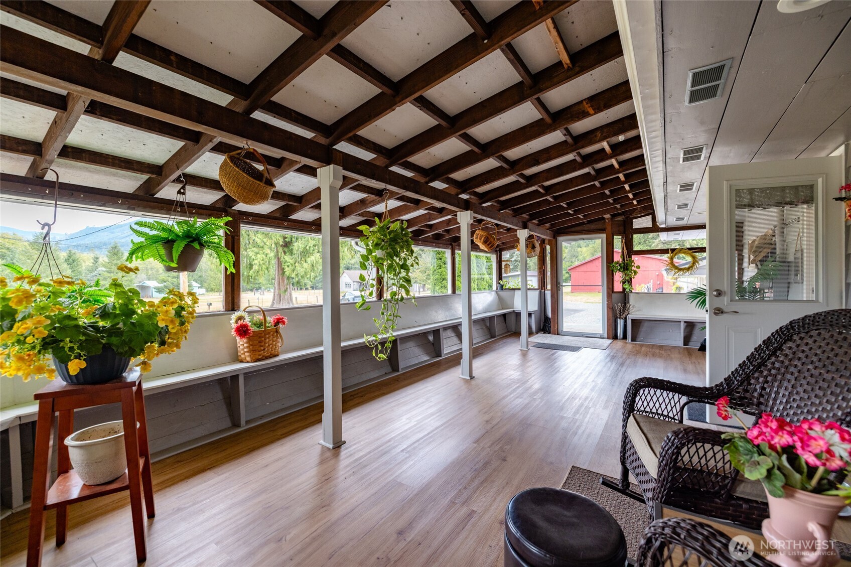 28467 E Gilligan Creek Road Property Photo 4