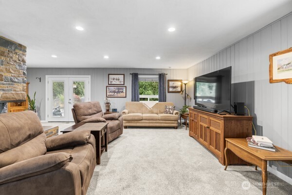 28467 E Gilligan Creek Road Property Photo 13