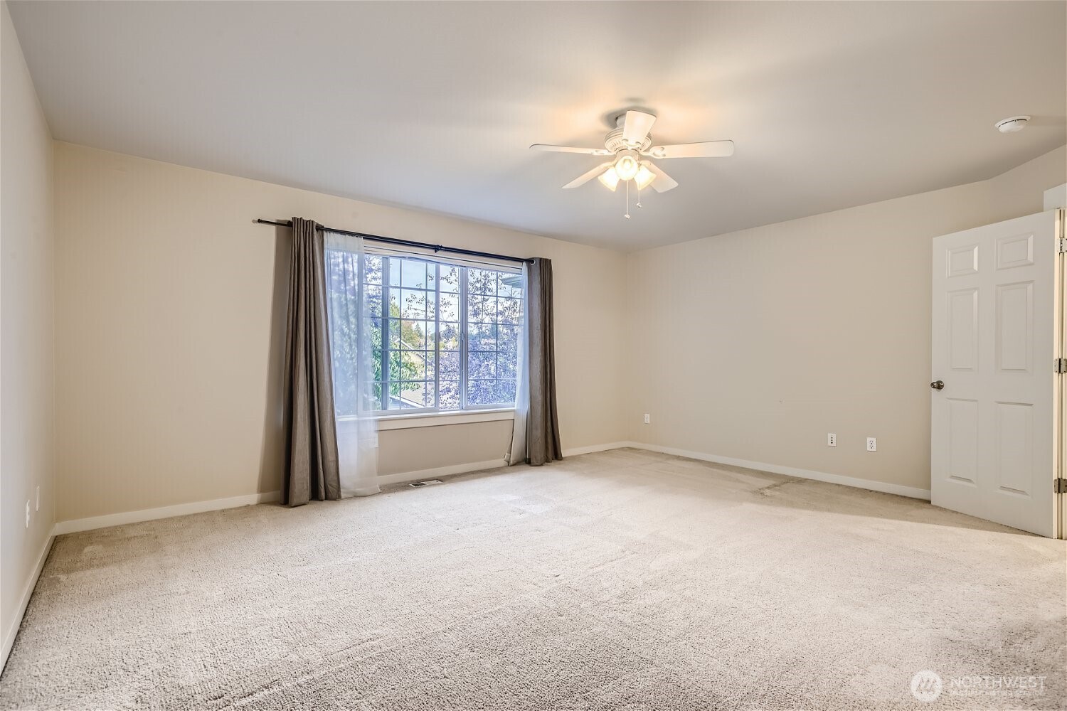 15311 276th Place Property Photo 10