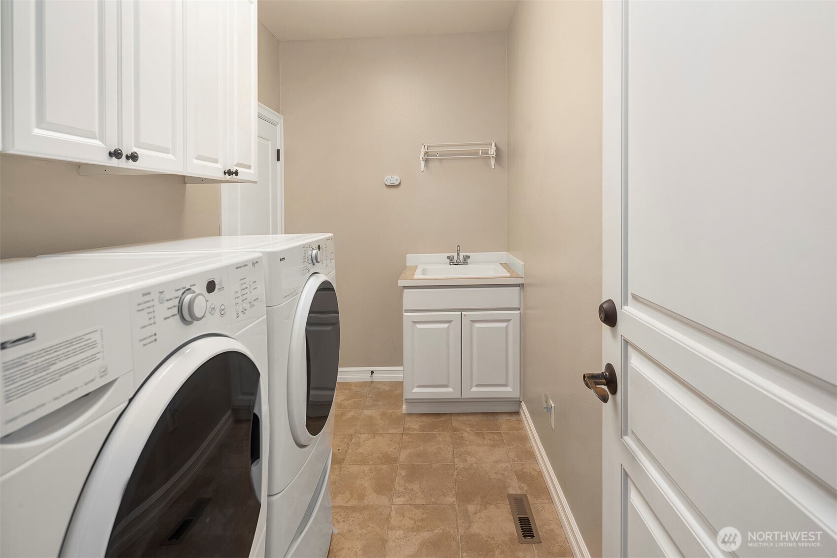 13507 Adair Creek Way Property Photo 24