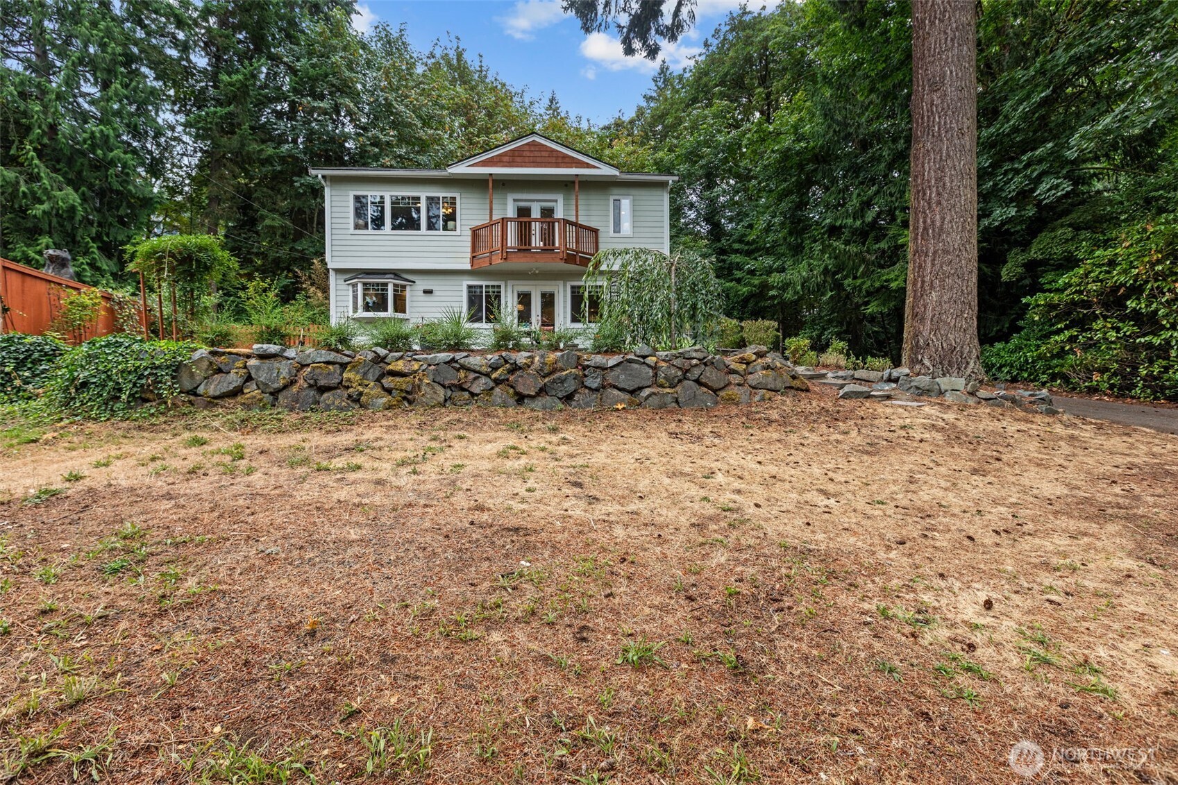 16931 SE Newport Way Property Photo 1