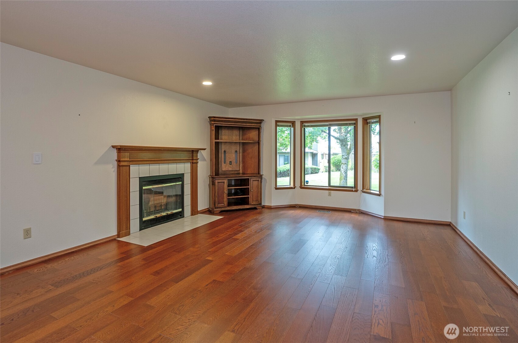 8014 53rd Street Property Photo 4