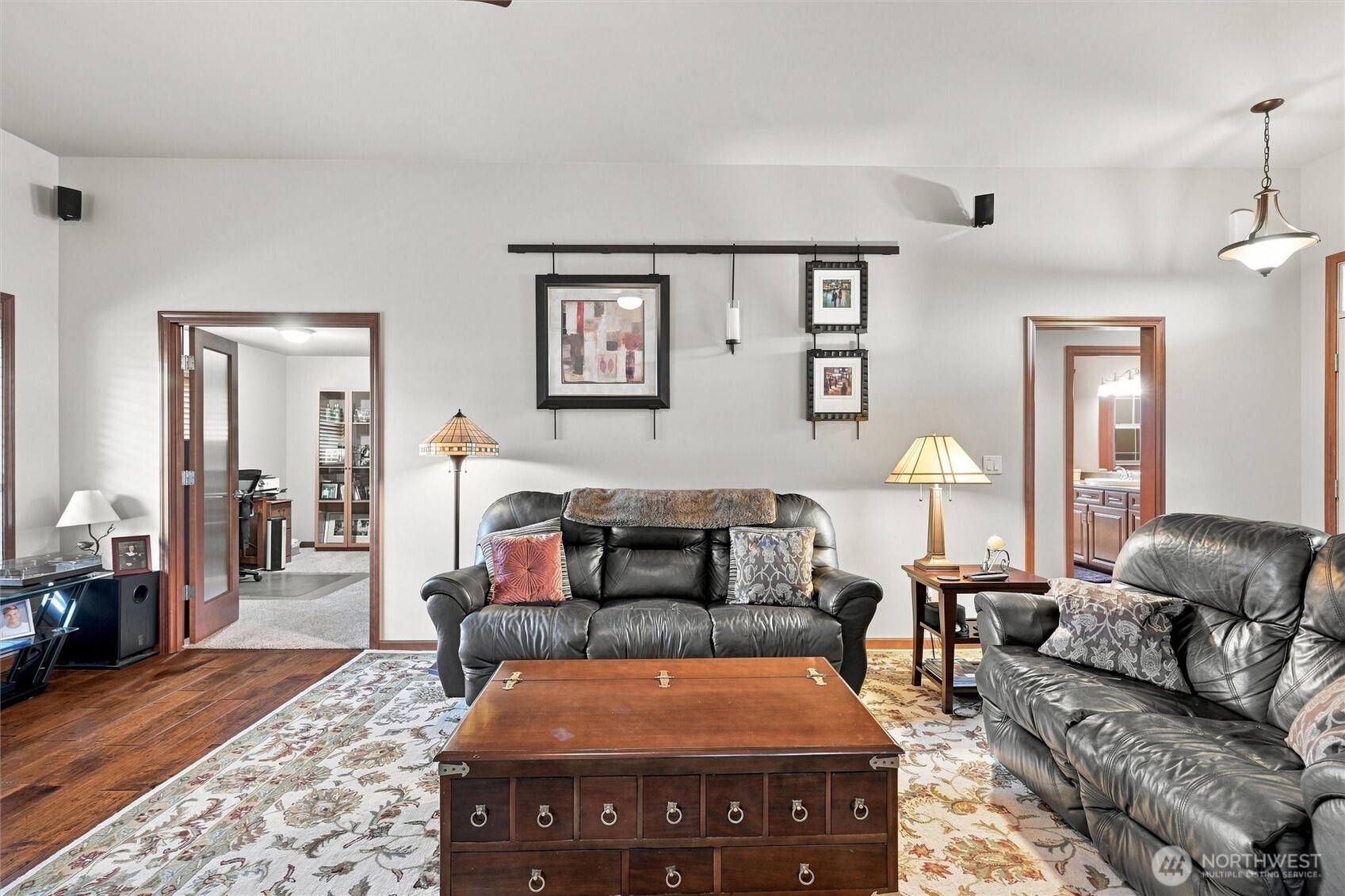 5218 Sparrow Court Property Photo 10