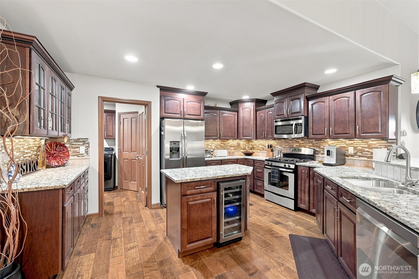 5218 Sparrow Court Property Photo 15