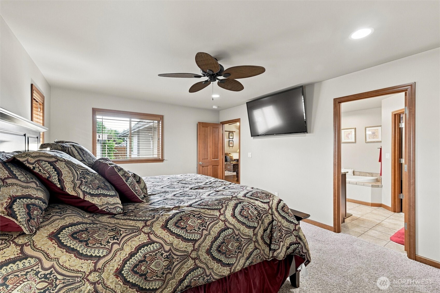 5218 Sparrow Court Property Photo 18