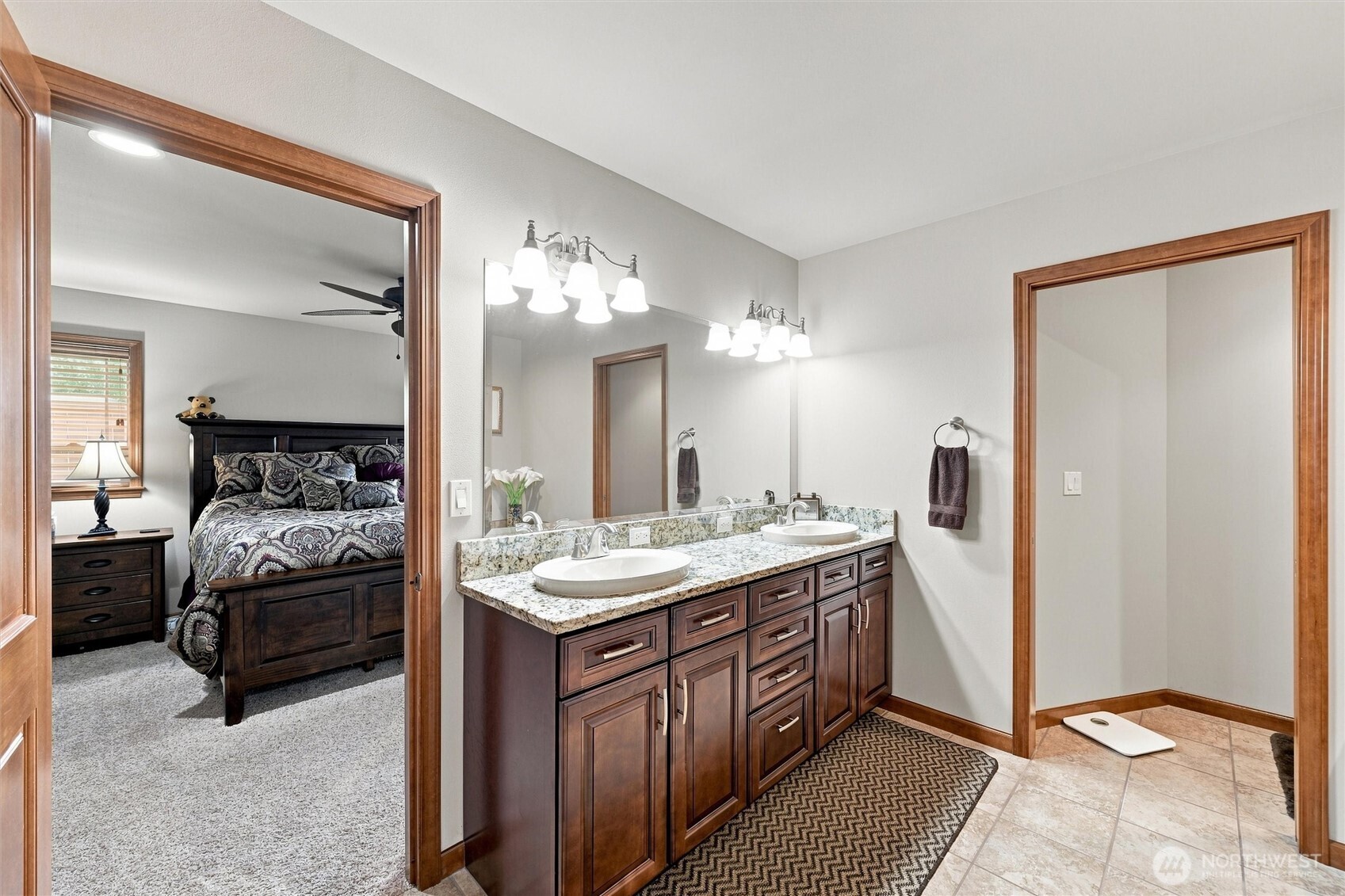 5218 Sparrow Court Property Photo 20