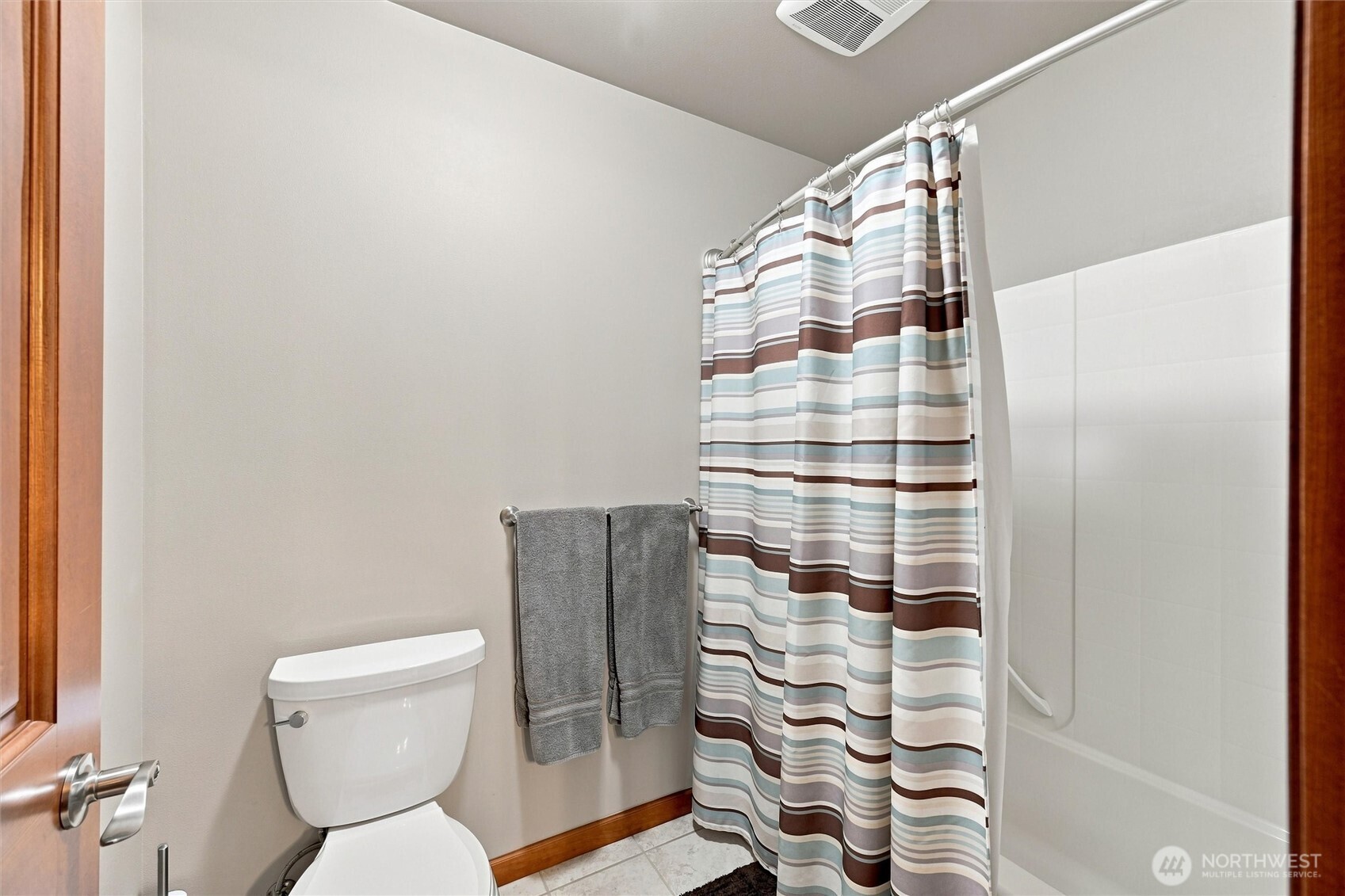5218 Sparrow Court Property Photo 27