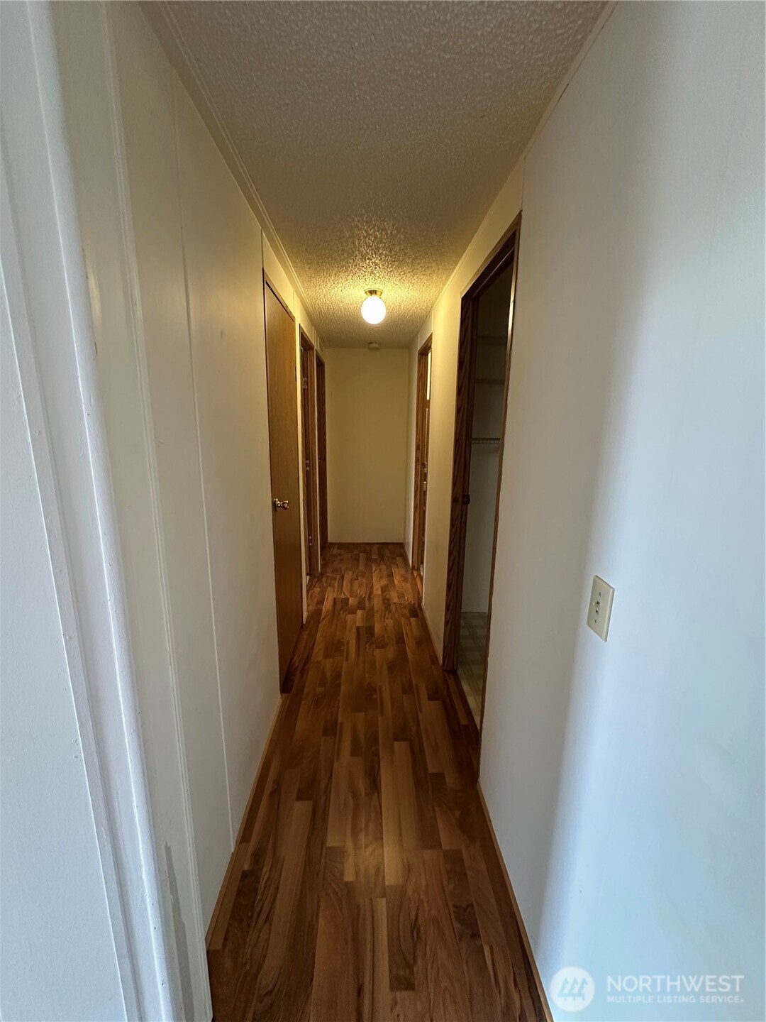 111 E Woodlane Drive Property Photo 6
