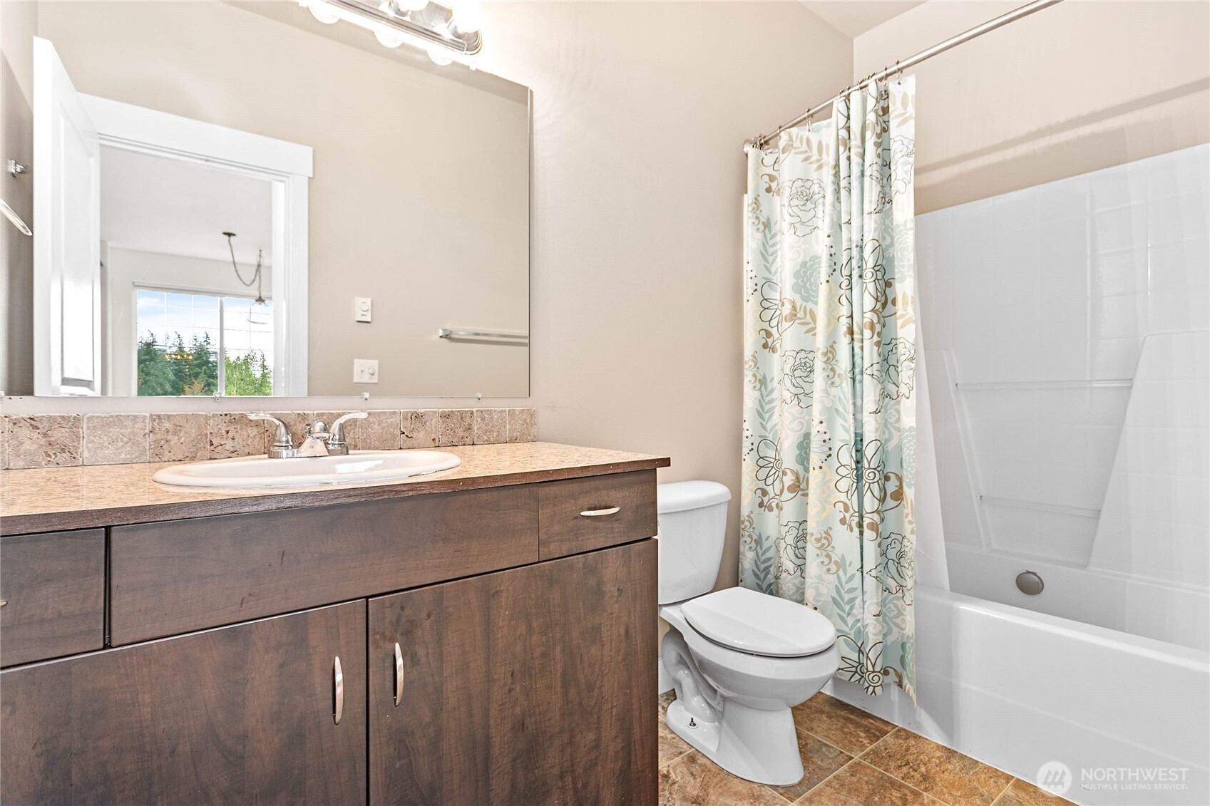 3325 Sussex Property Photo 33