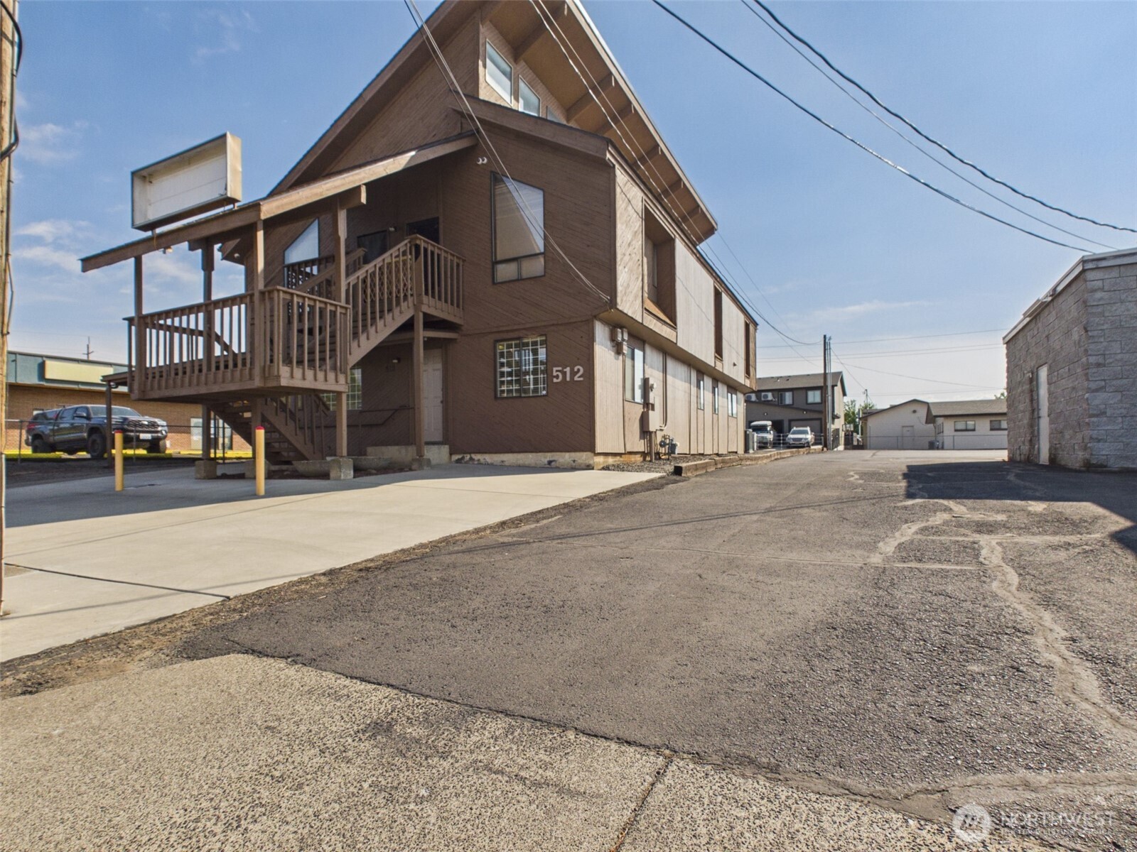 512 Cedar Street Property Photo 3