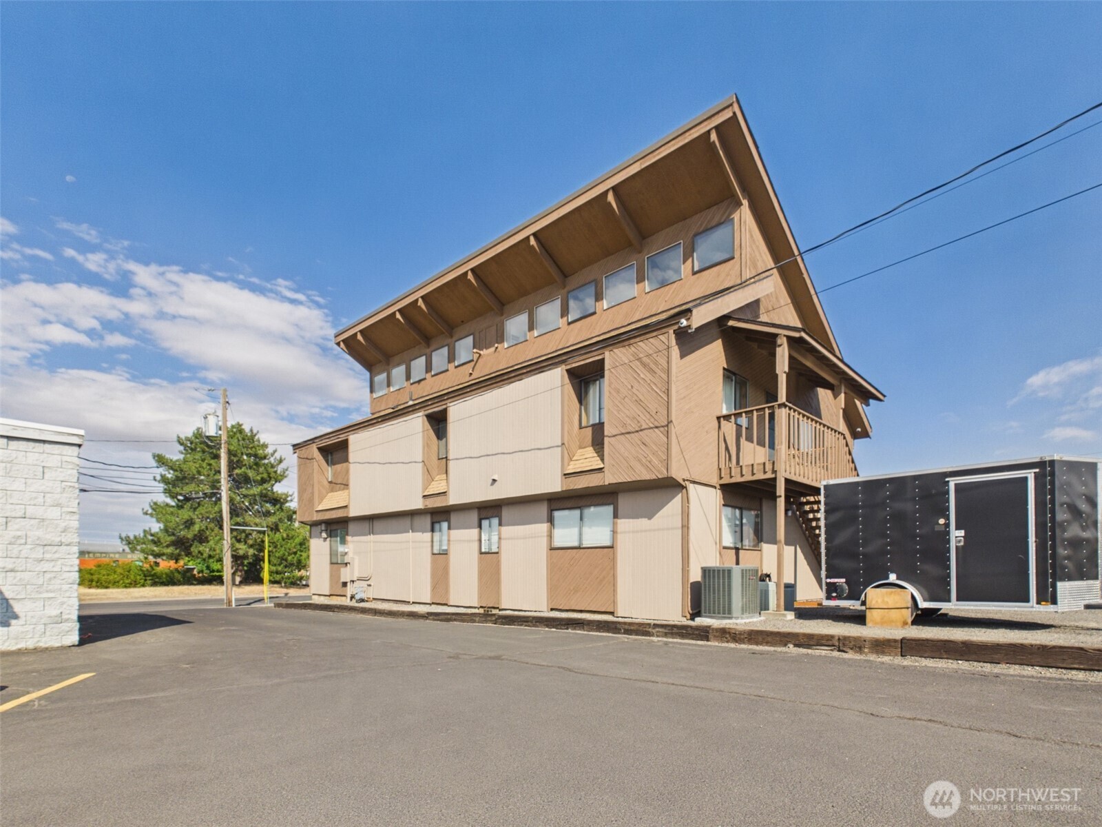 512 Cedar Street Property Photo 5