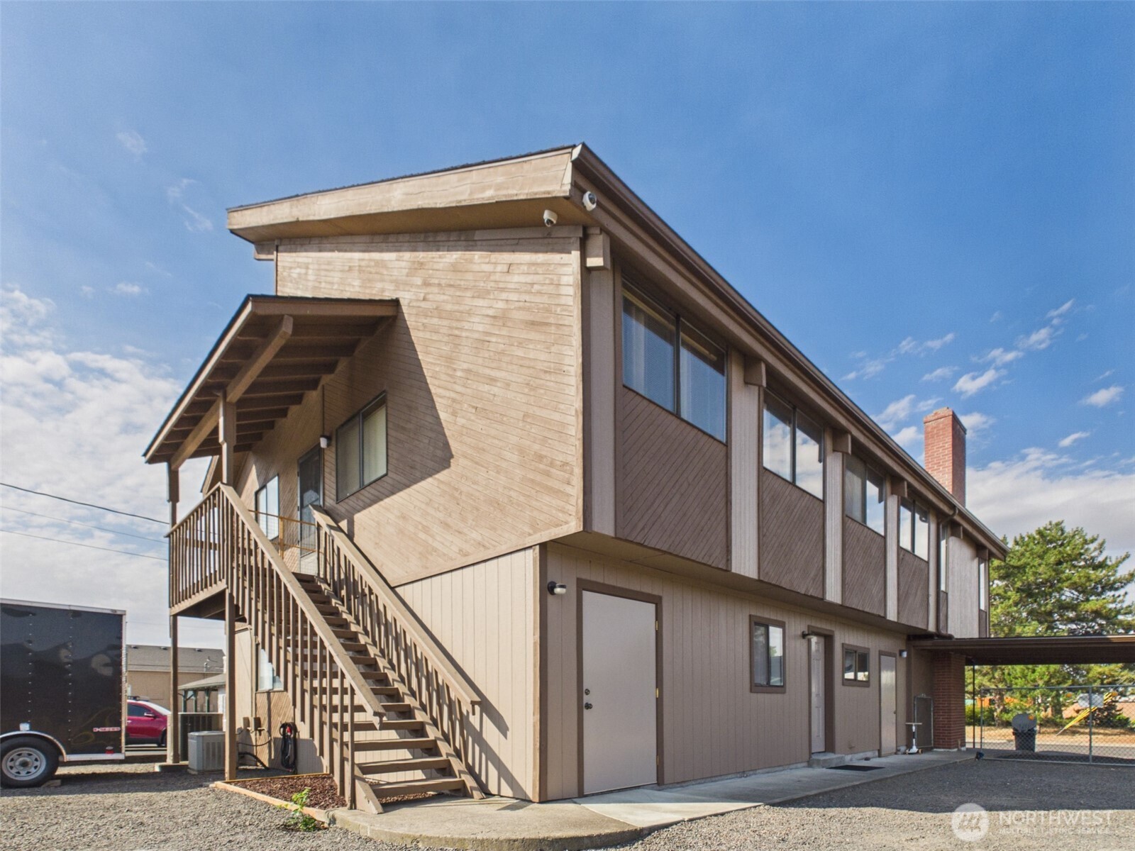 512 Cedar Street Property Photo 8