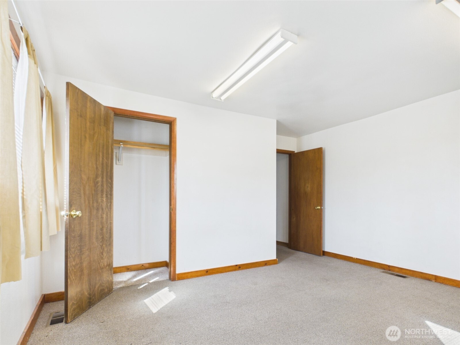 512 Cedar Street Property Photo 22