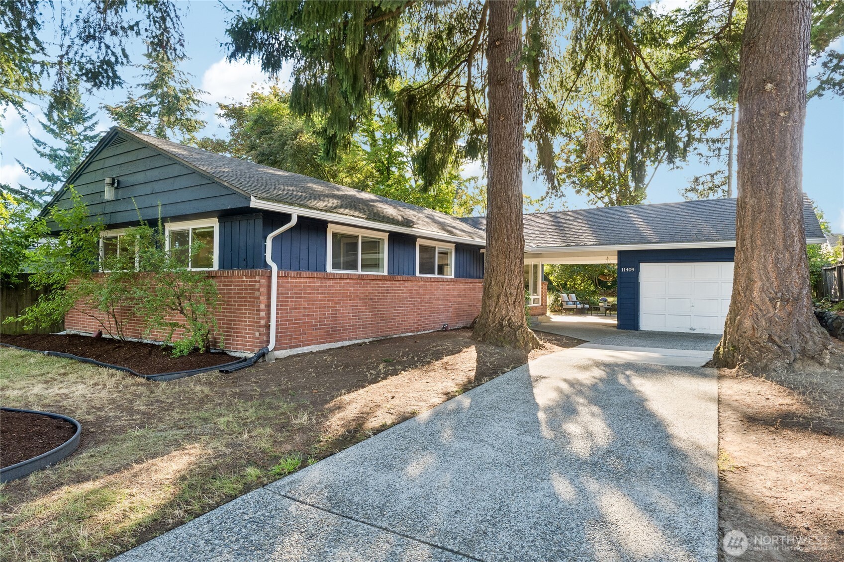 11409 11th Avenue Property Photo 1