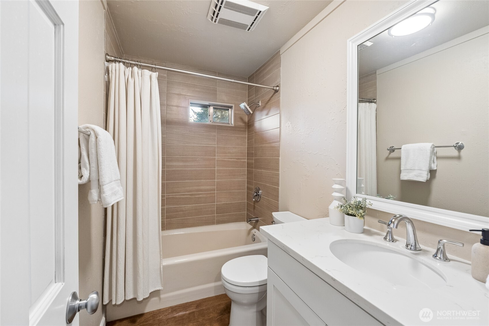 11409 11th Avenue Property Photo 13