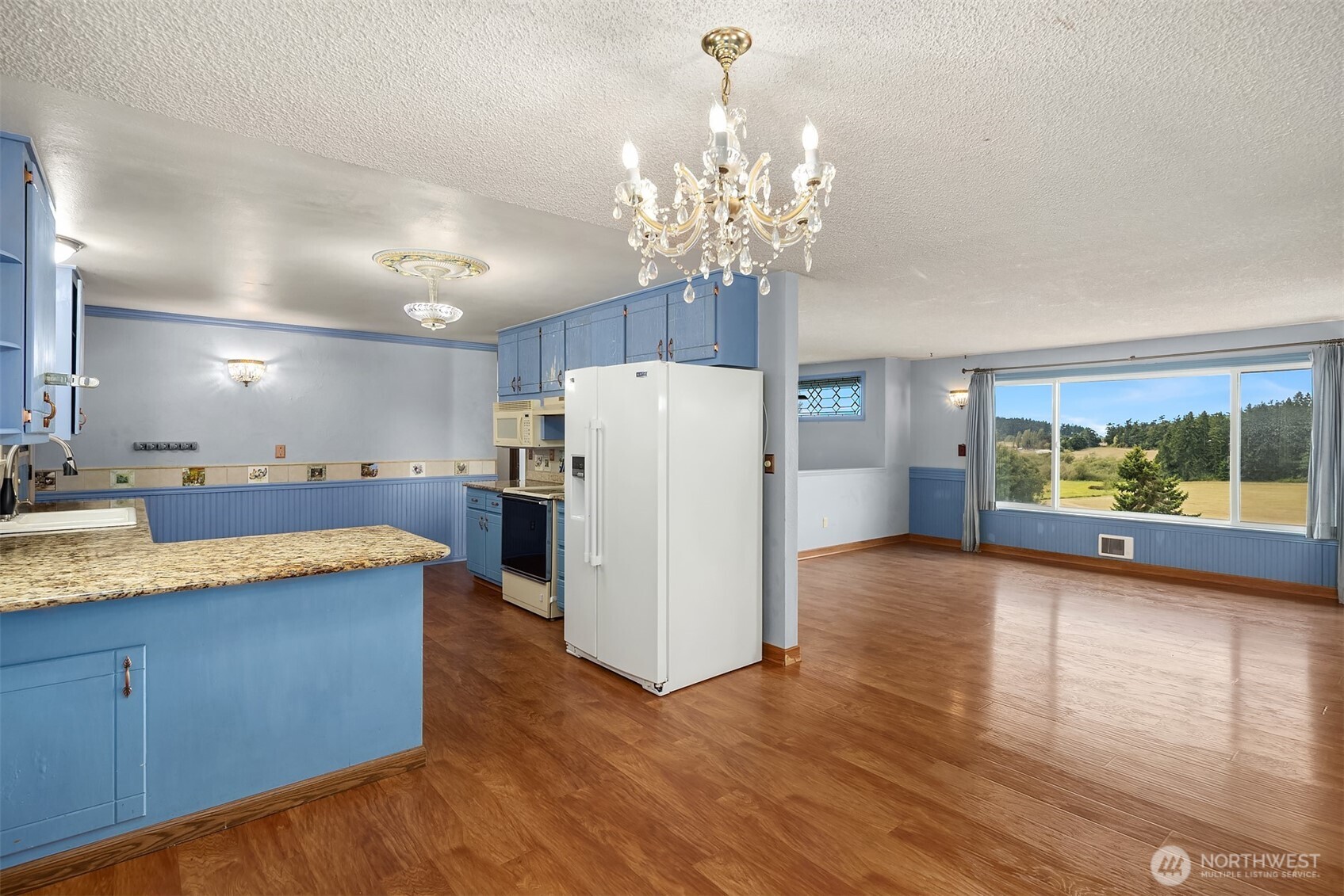 2861 Heller Road Property Photo 3