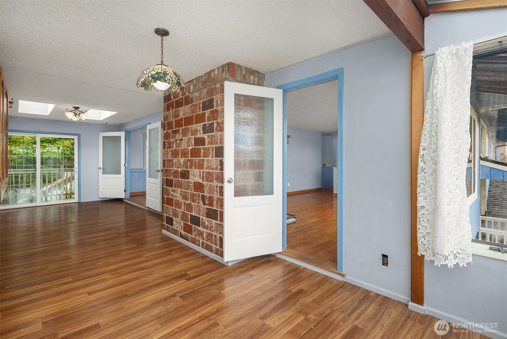 2861 Heller Road Property Photo 4