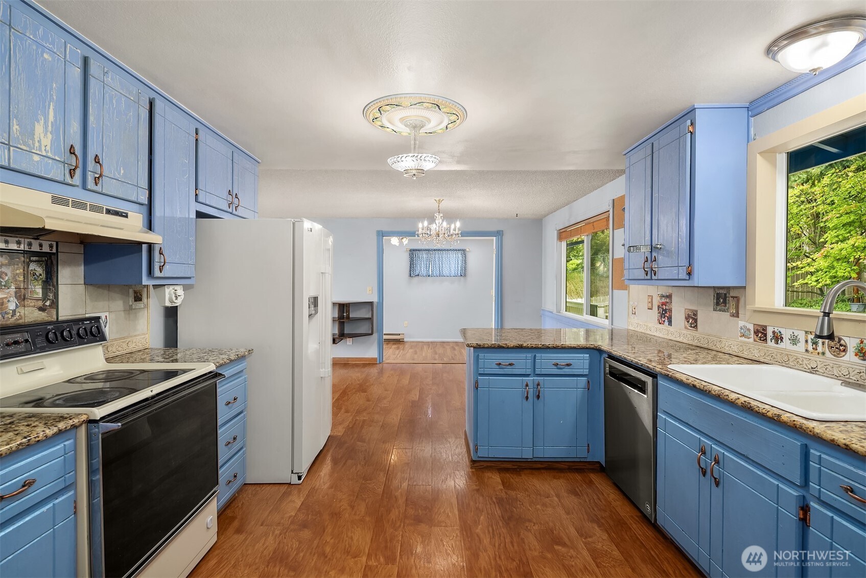 2861 Heller Road Property Photo 6