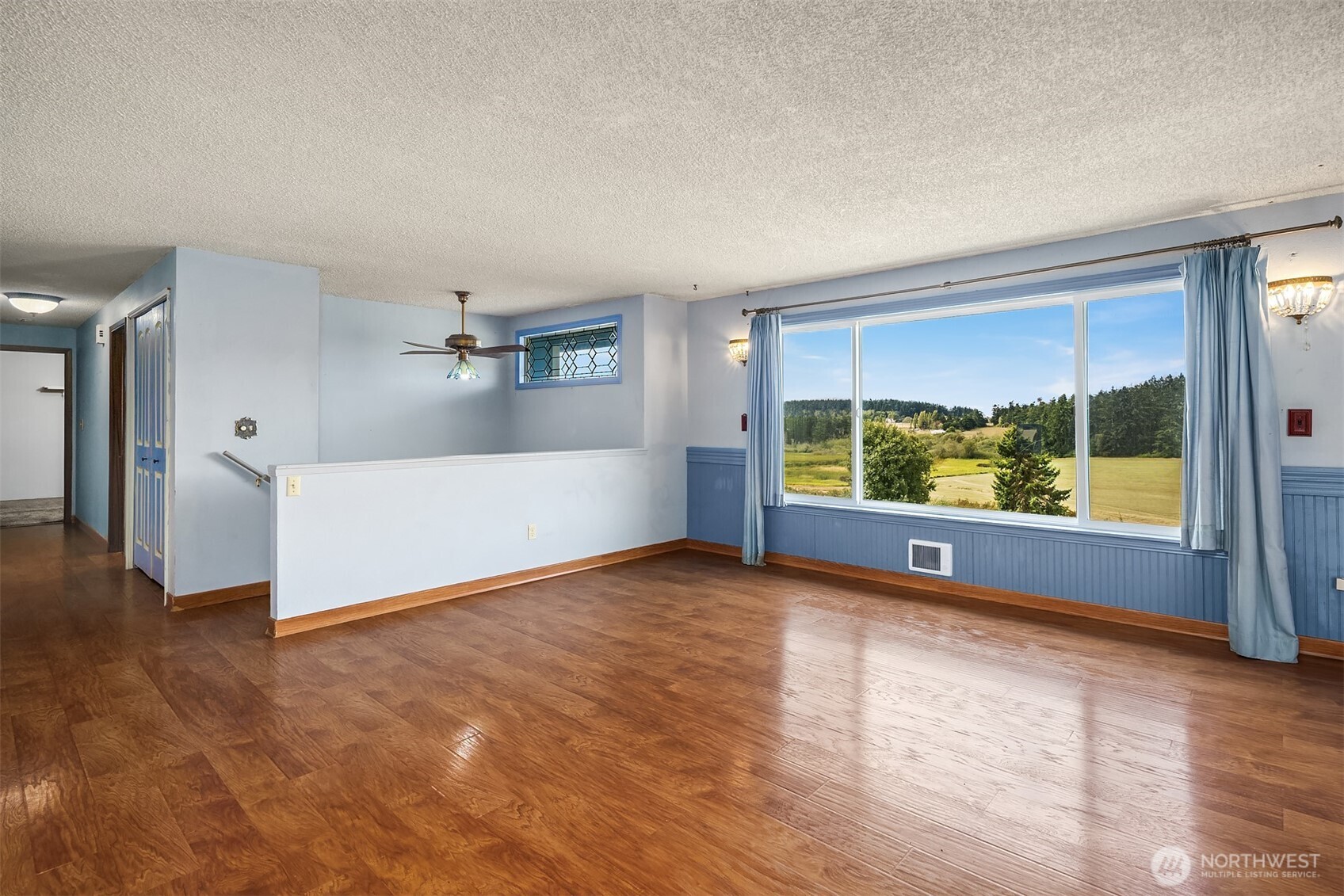 2861 Heller Road Property Photo 12