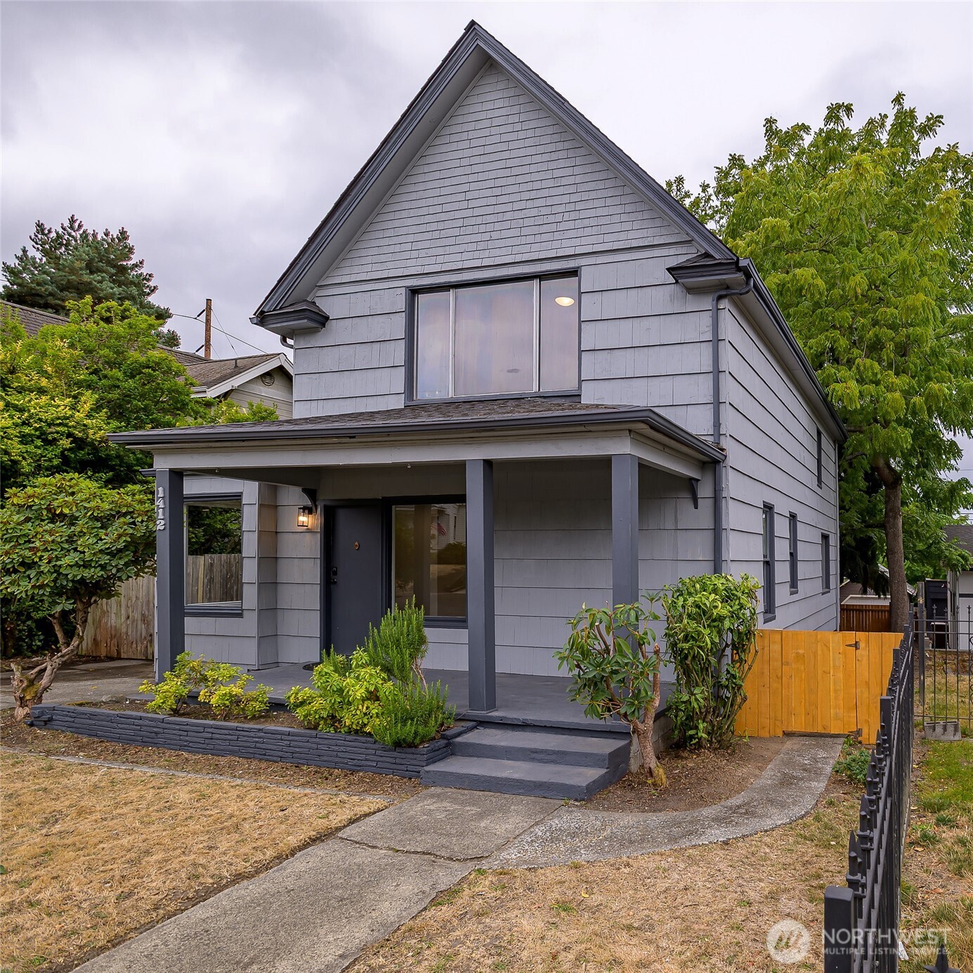 1412 N Steele Street Property Photo 1