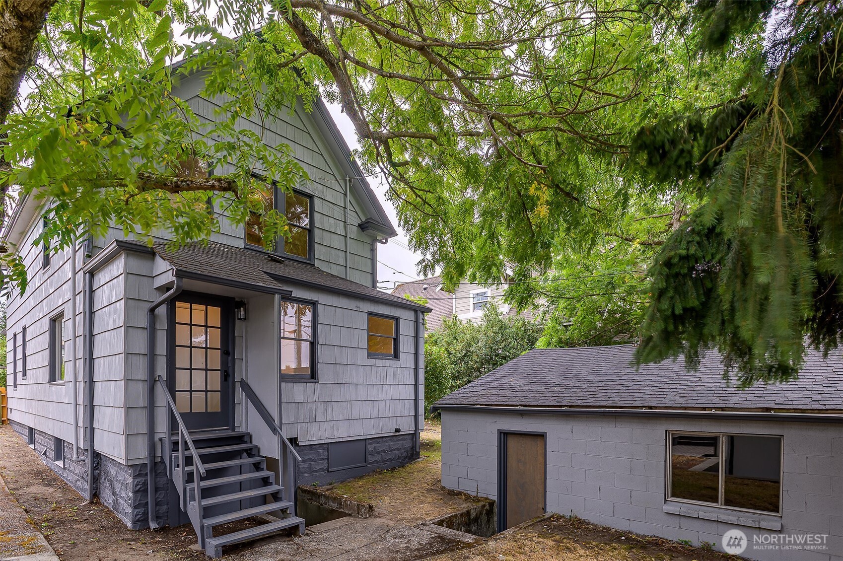 1412 N Steele Street Property Photo 24