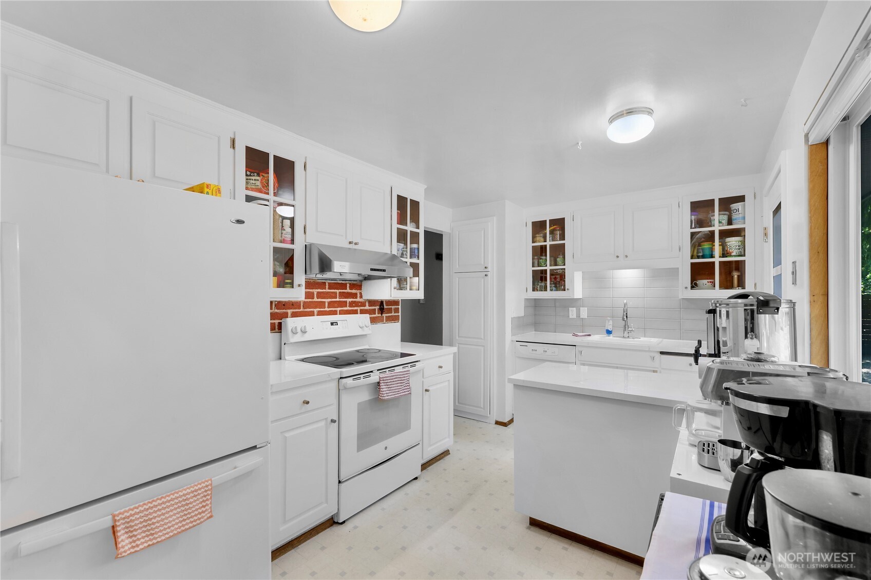 17553 7th Avenue Property Photo 10