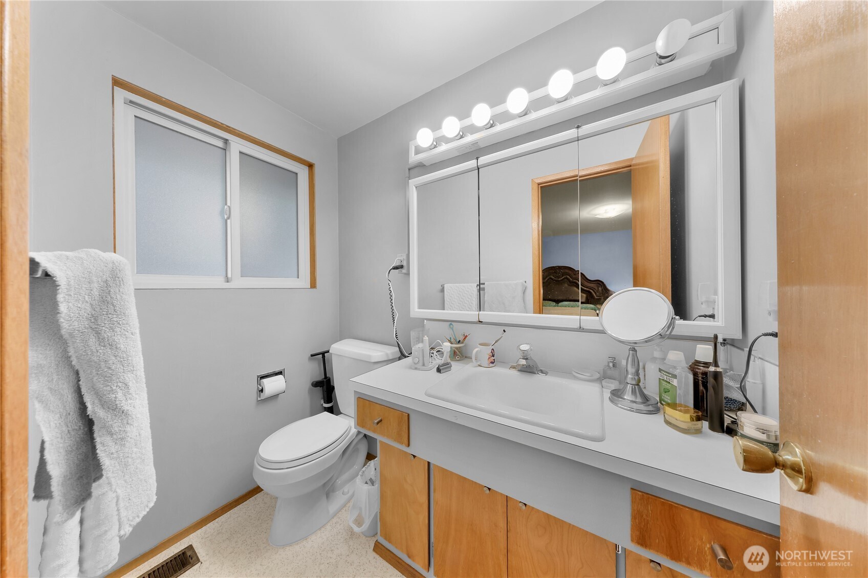 17553 7th Avenue Property Photo 15