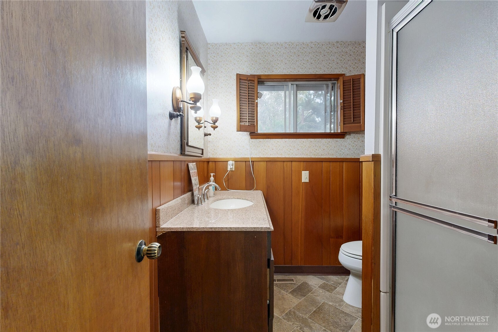 1240 Se 12th Street Property Photo 18