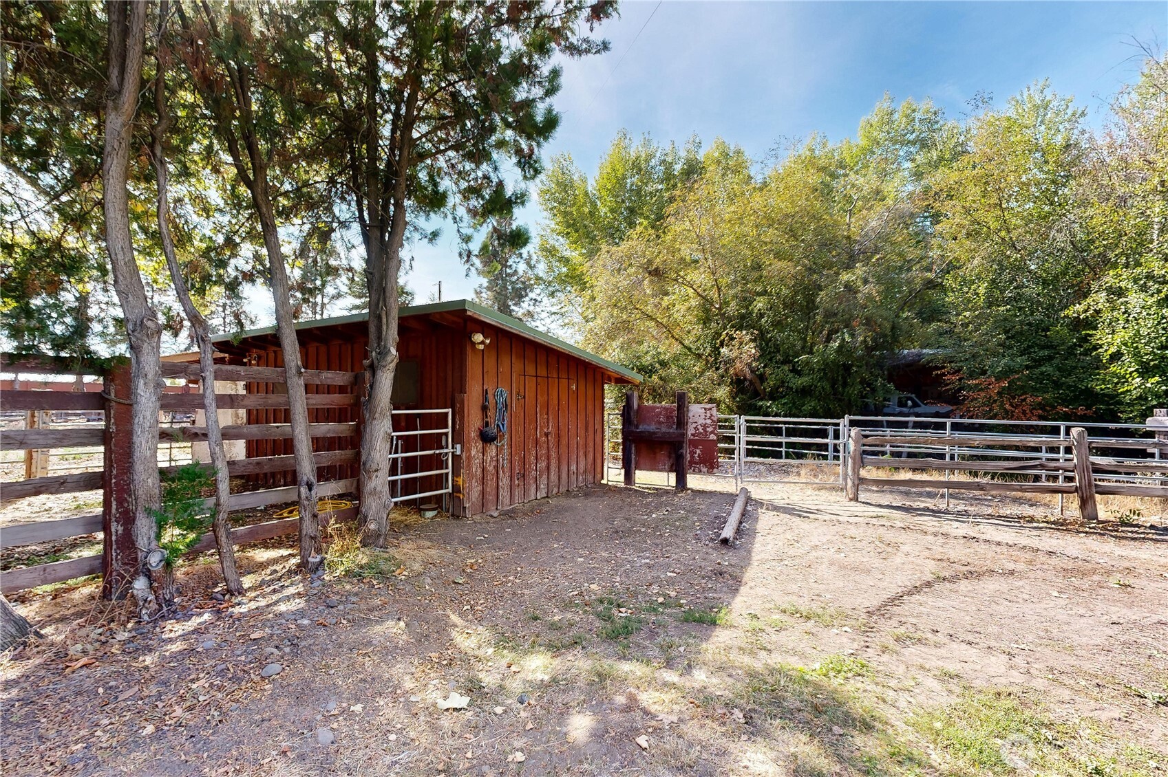 1240 Se 12th Street Property Photo 34