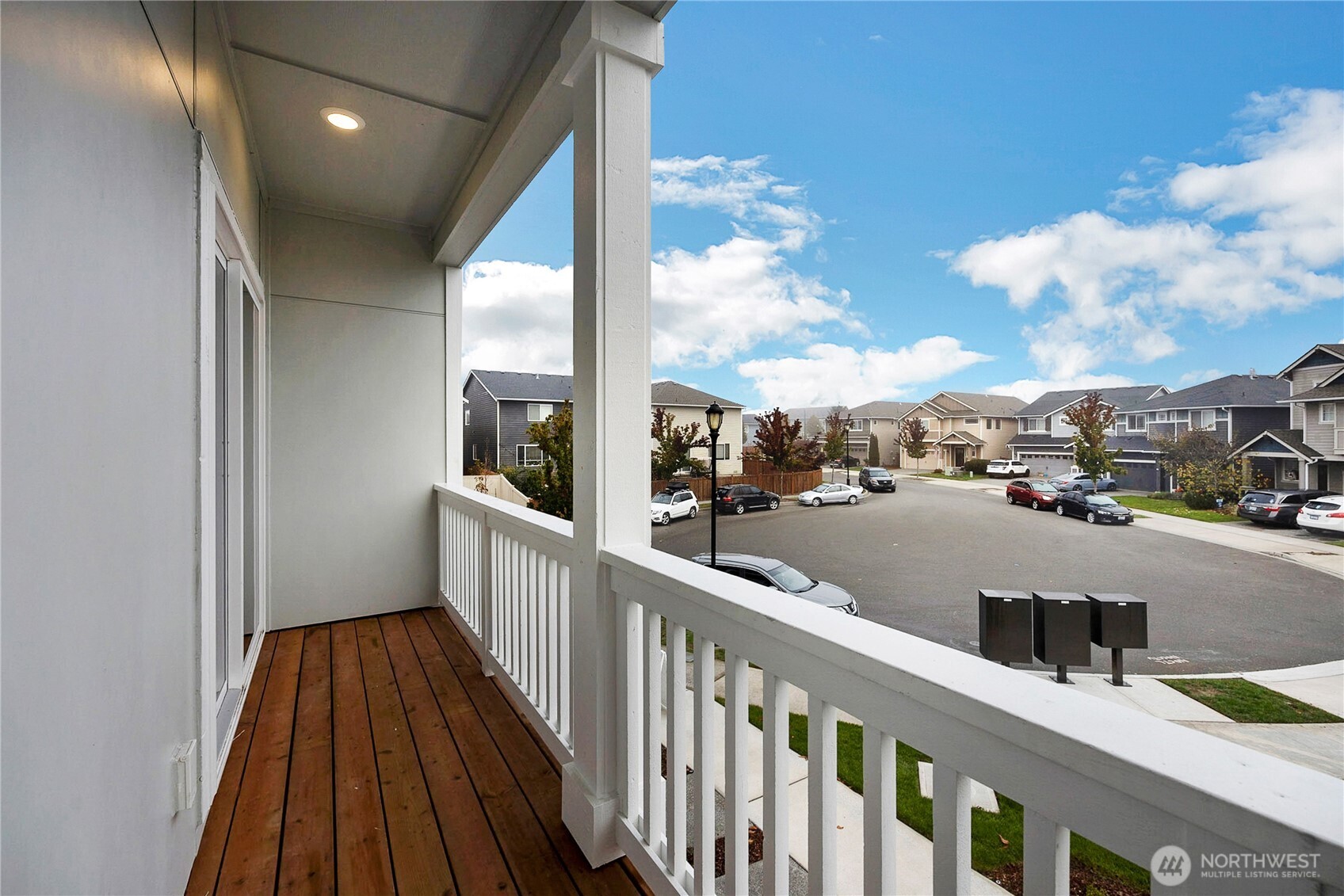 34131 Pinnacle Peak Avenue Property Photo 5