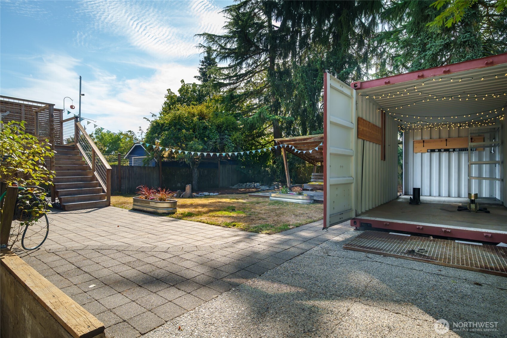 12015 Dayton Avenue Property Photo 28