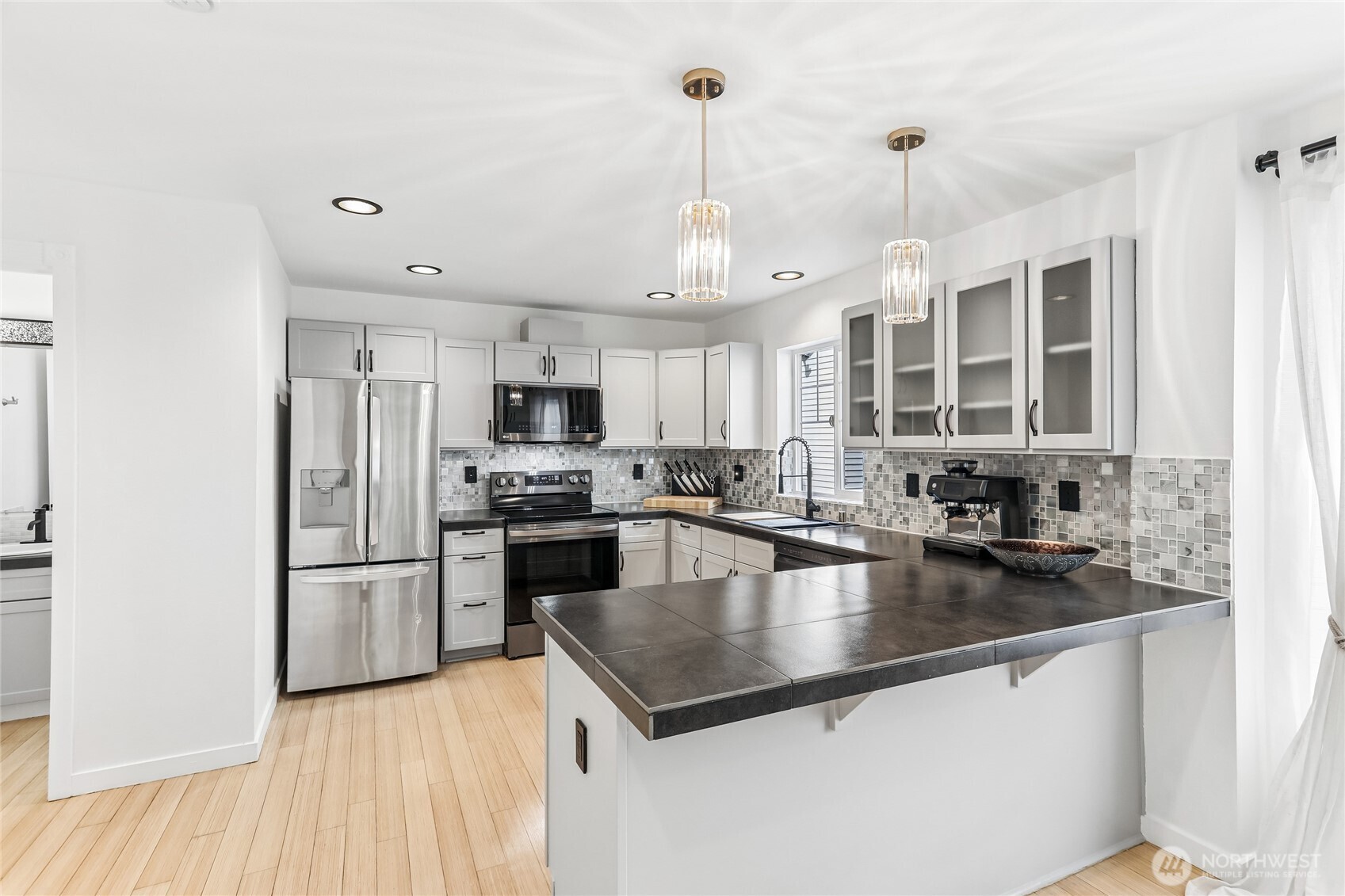 5030 Delridge Way A Property Photo 12