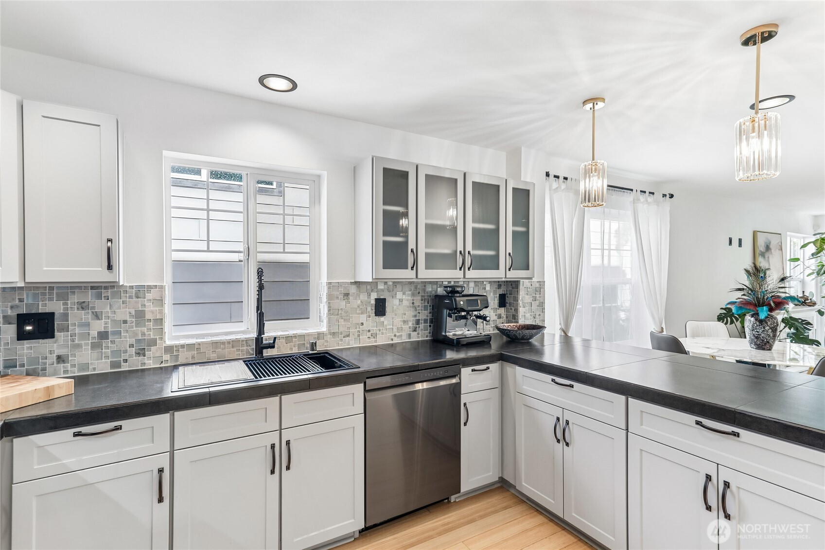 5030 Delridge Way A Property Photo 15