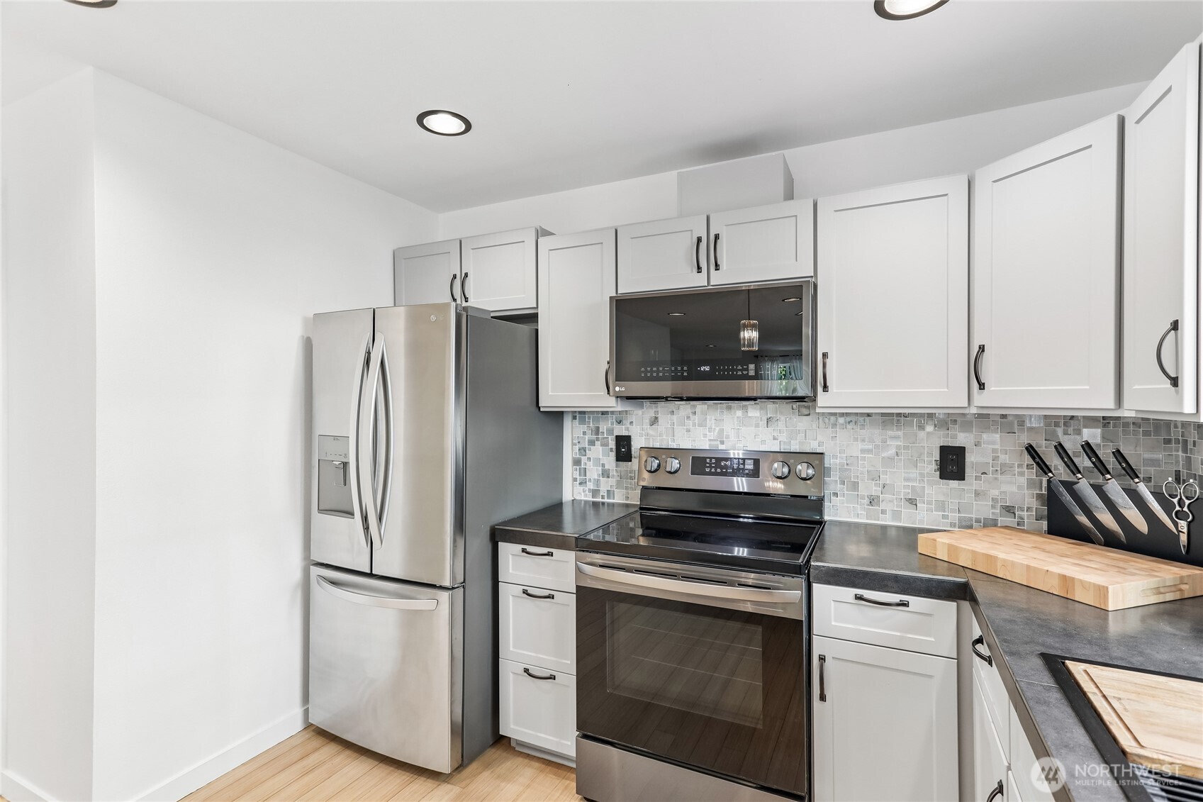 5030 Delridge Way A Property Photo 16