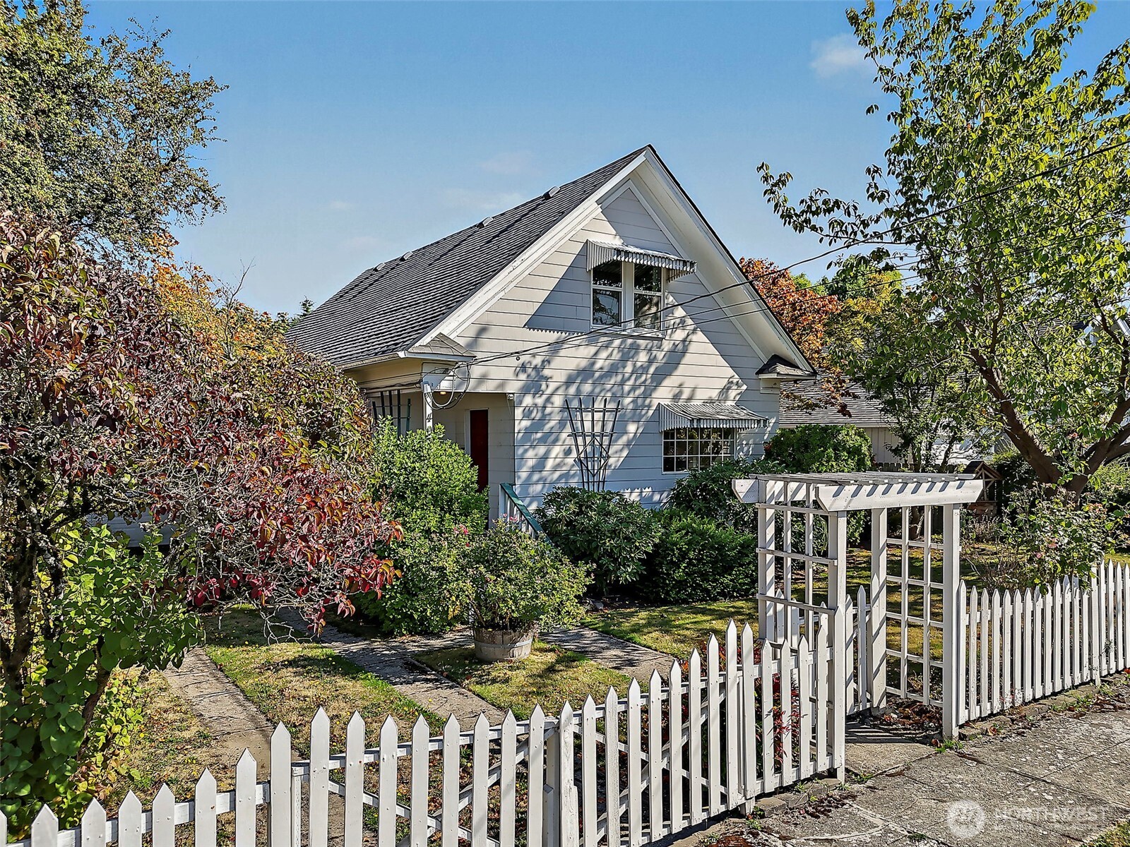 4011 S Sheridan Avenue Property Photo 1