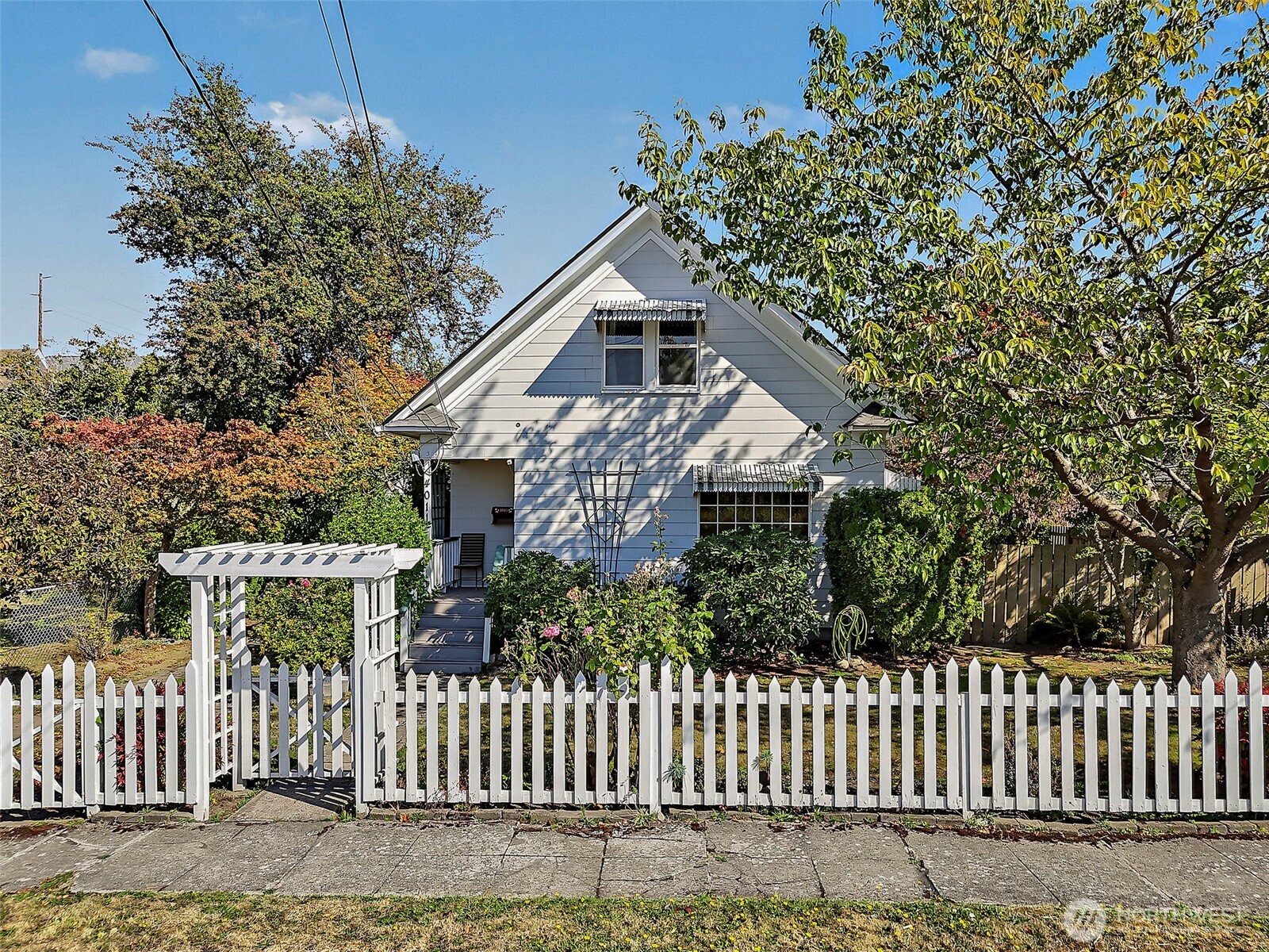 4011 S Sheridan Avenue Property Photo 2