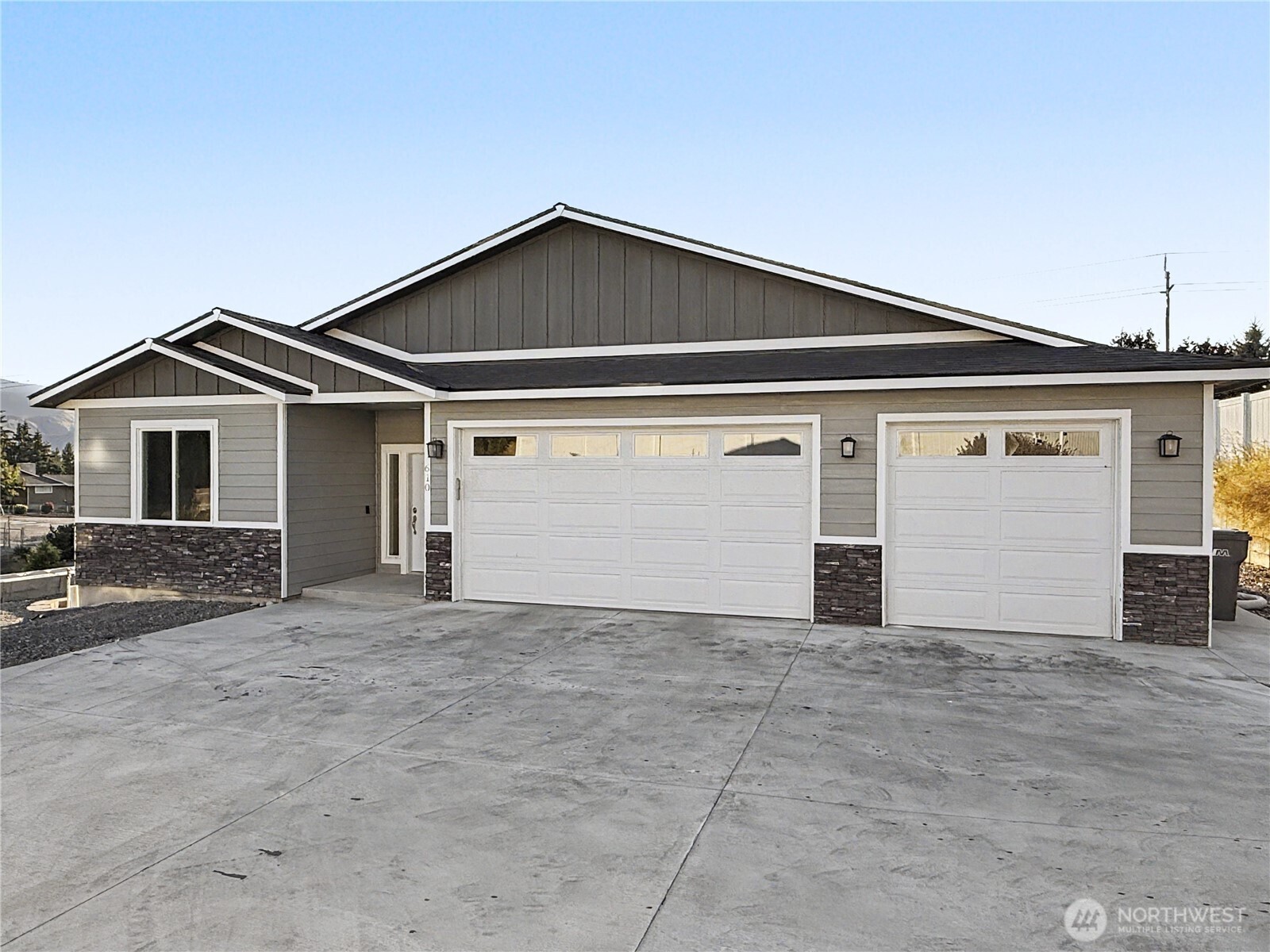 610 19th Street Property Photo 1