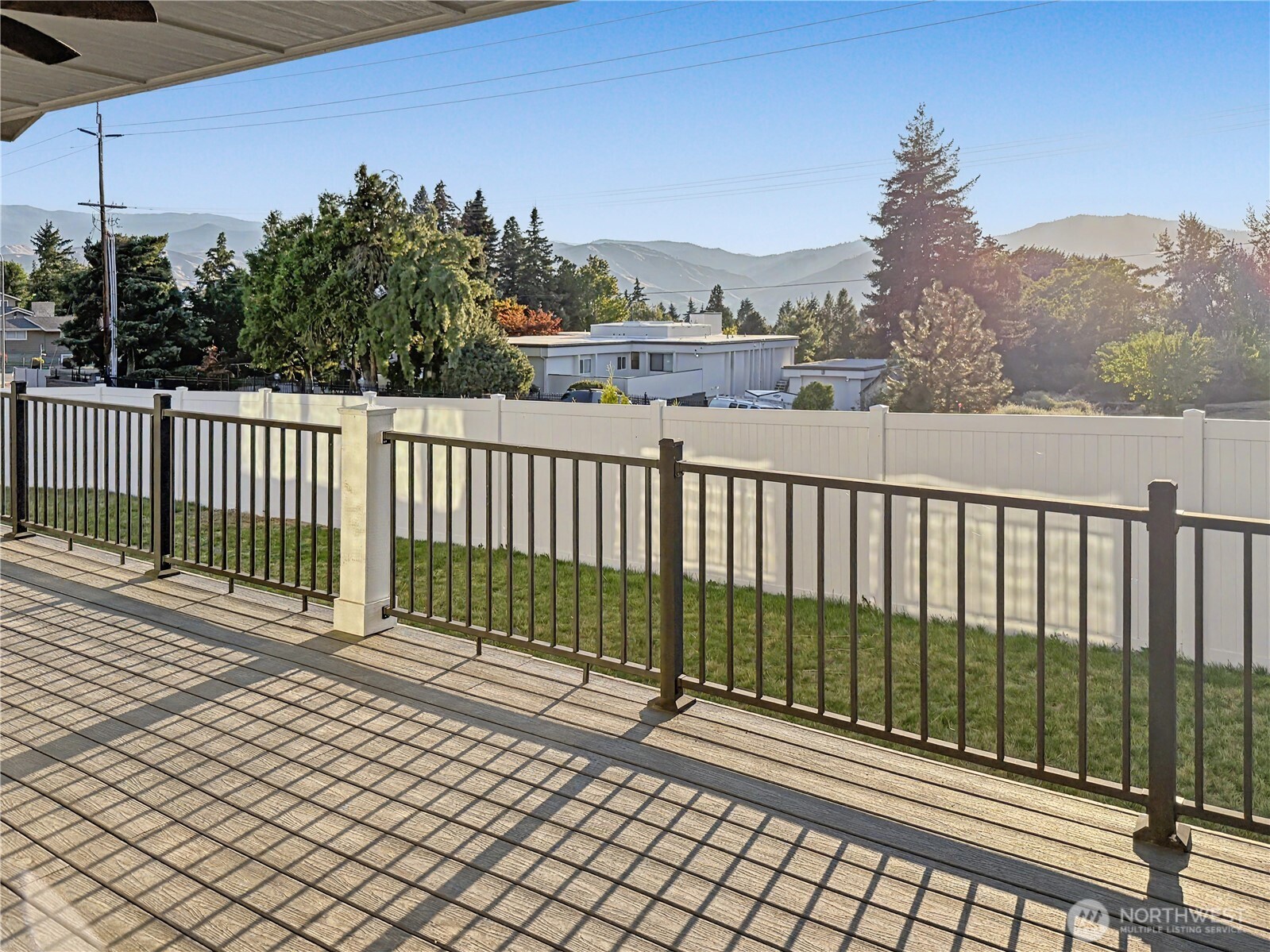 610 19th Street Property Photo 18