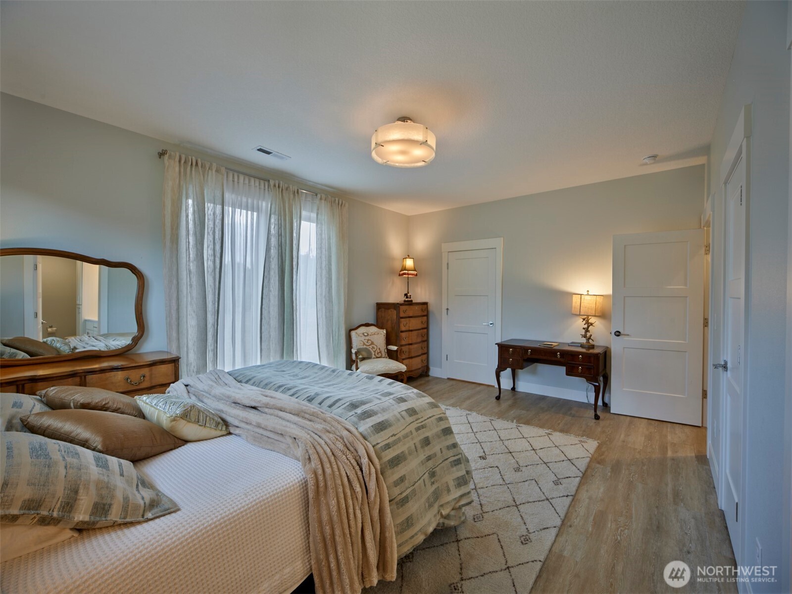 234 Hansen Road Property Photo 29