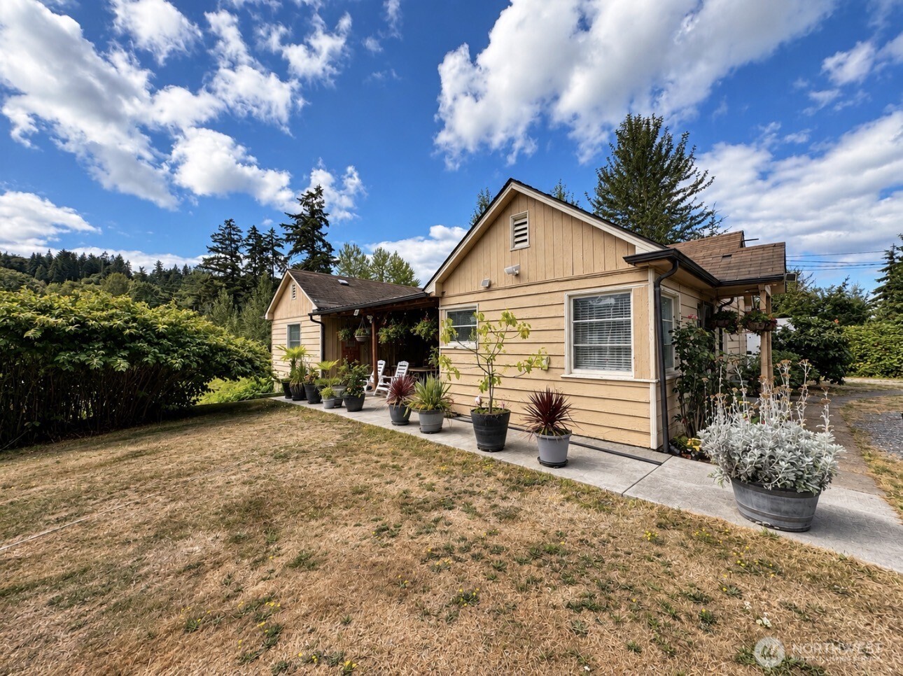 6924 Johnson Road Property Photo 2