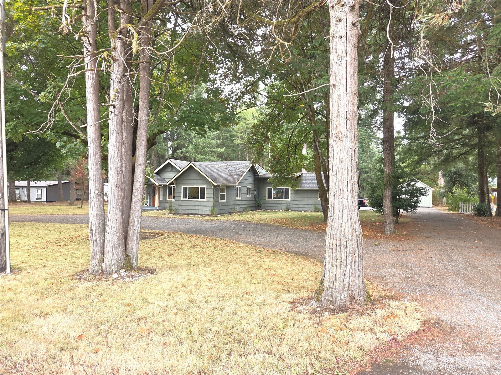 18435 Elderberry Street Property Photo 4