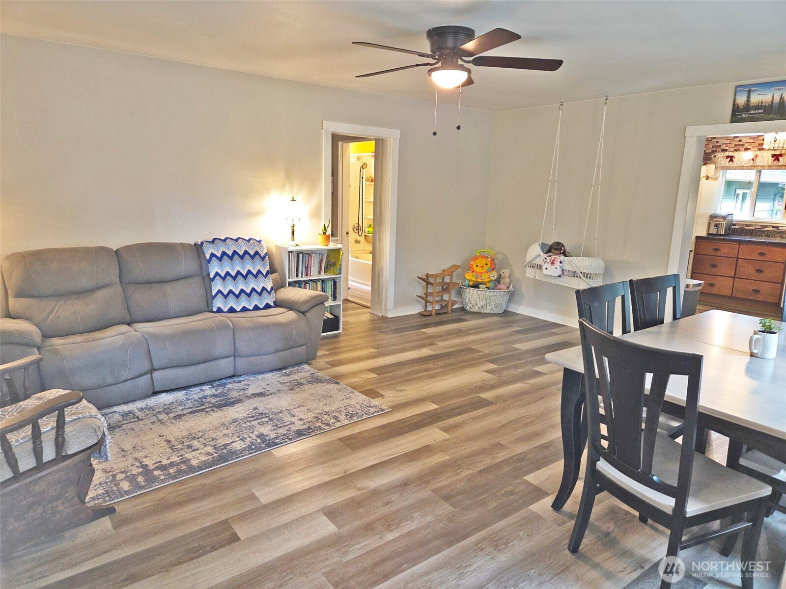 18435 Elderberry Street Property Photo 28
