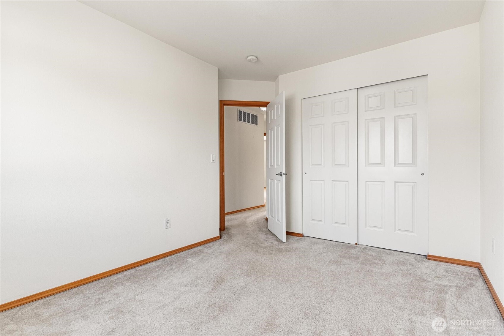 3710 73rd Drive Property Photo 10