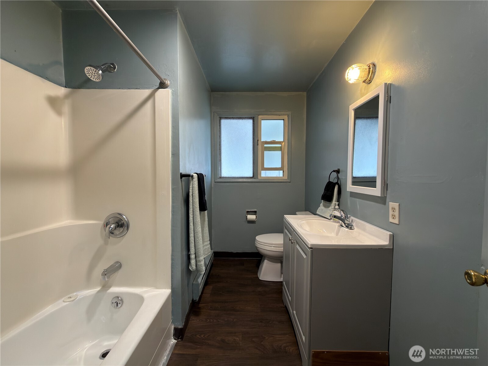 814 W 11th Street Property Photo 10