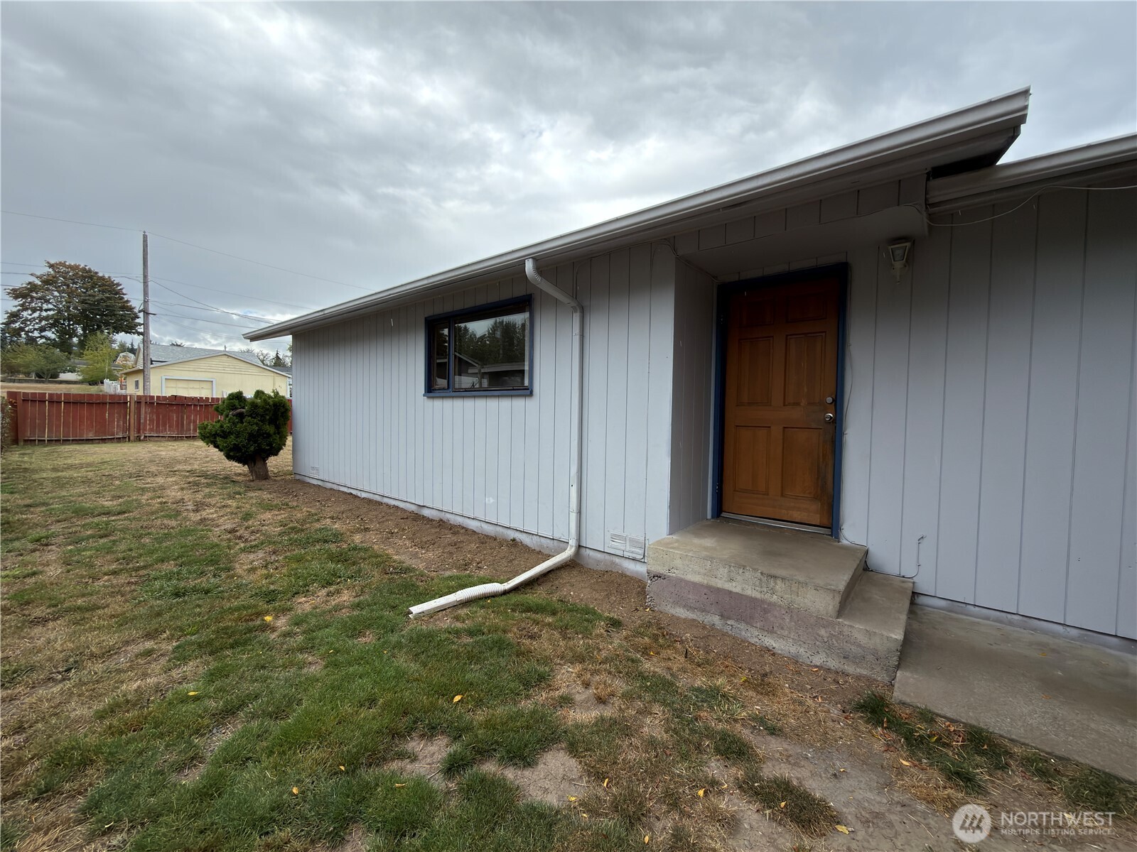 814 W 11th Street Property Photo 15