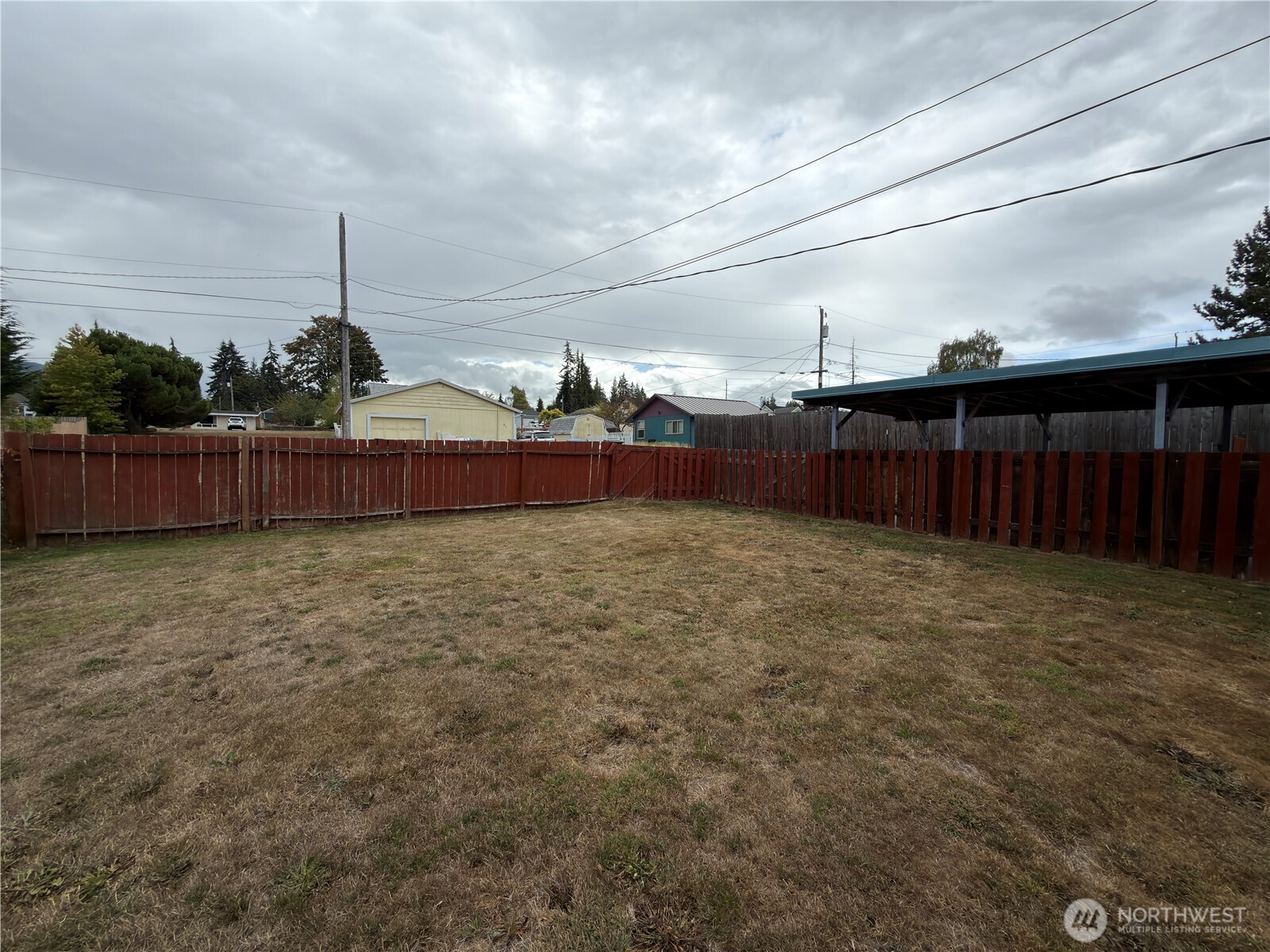 814 W 11th Street Property Photo 17