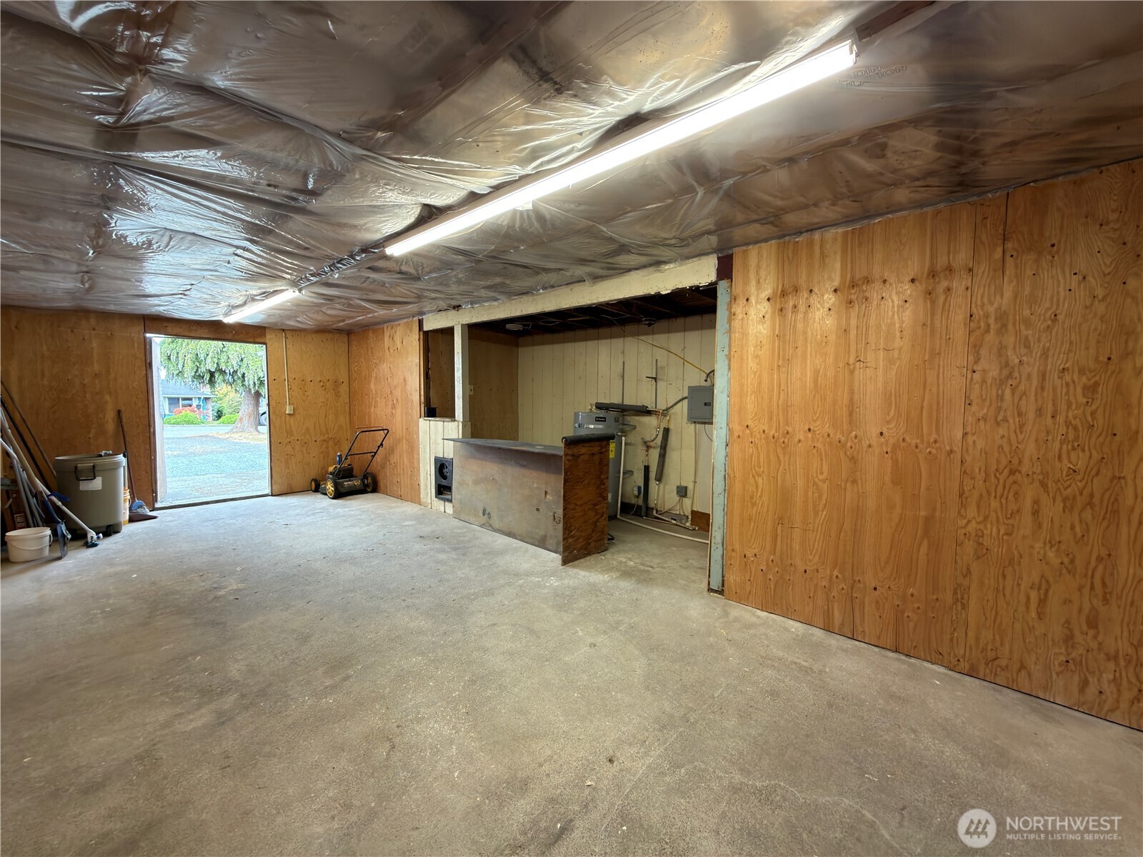814 W 11th Street Property Photo 21