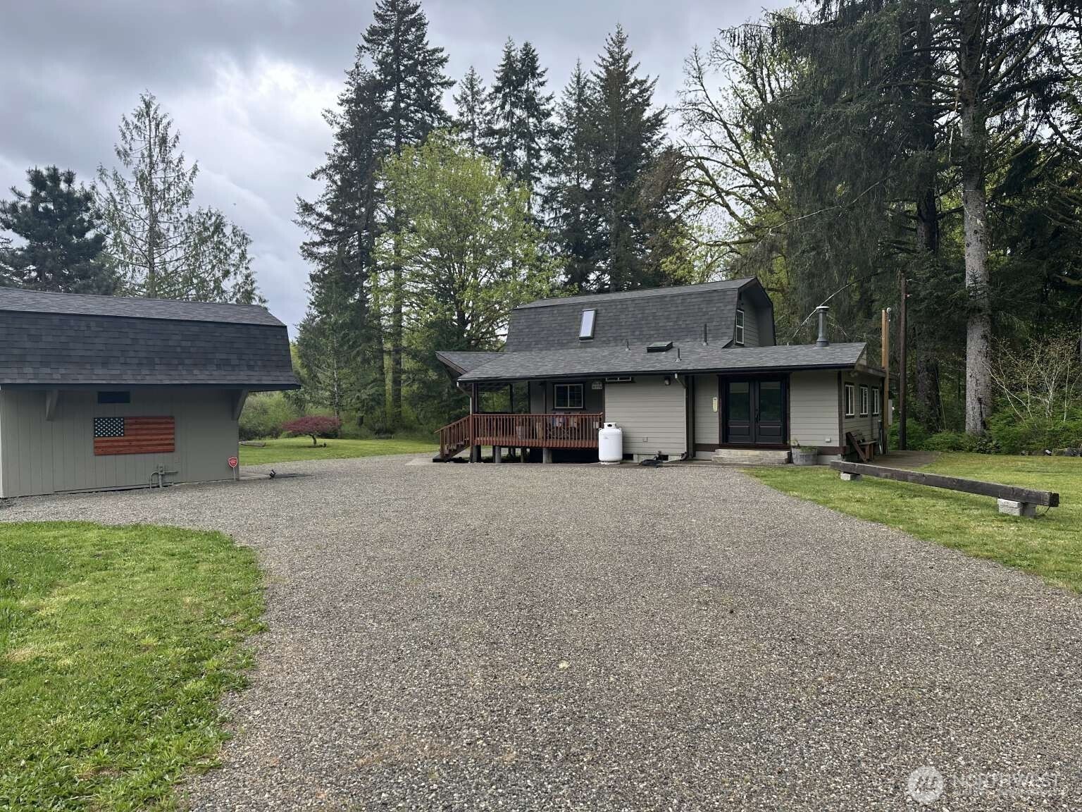 621 W Satsop Maple Glen Property Photo 4