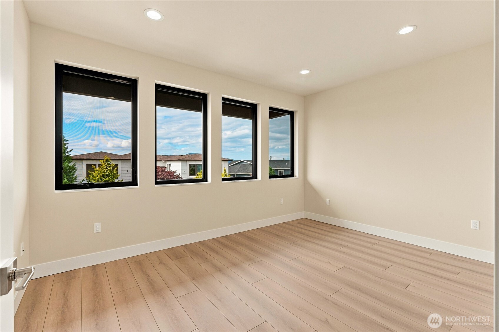 3913 Rock Ridge Parkway Property Photo 28
