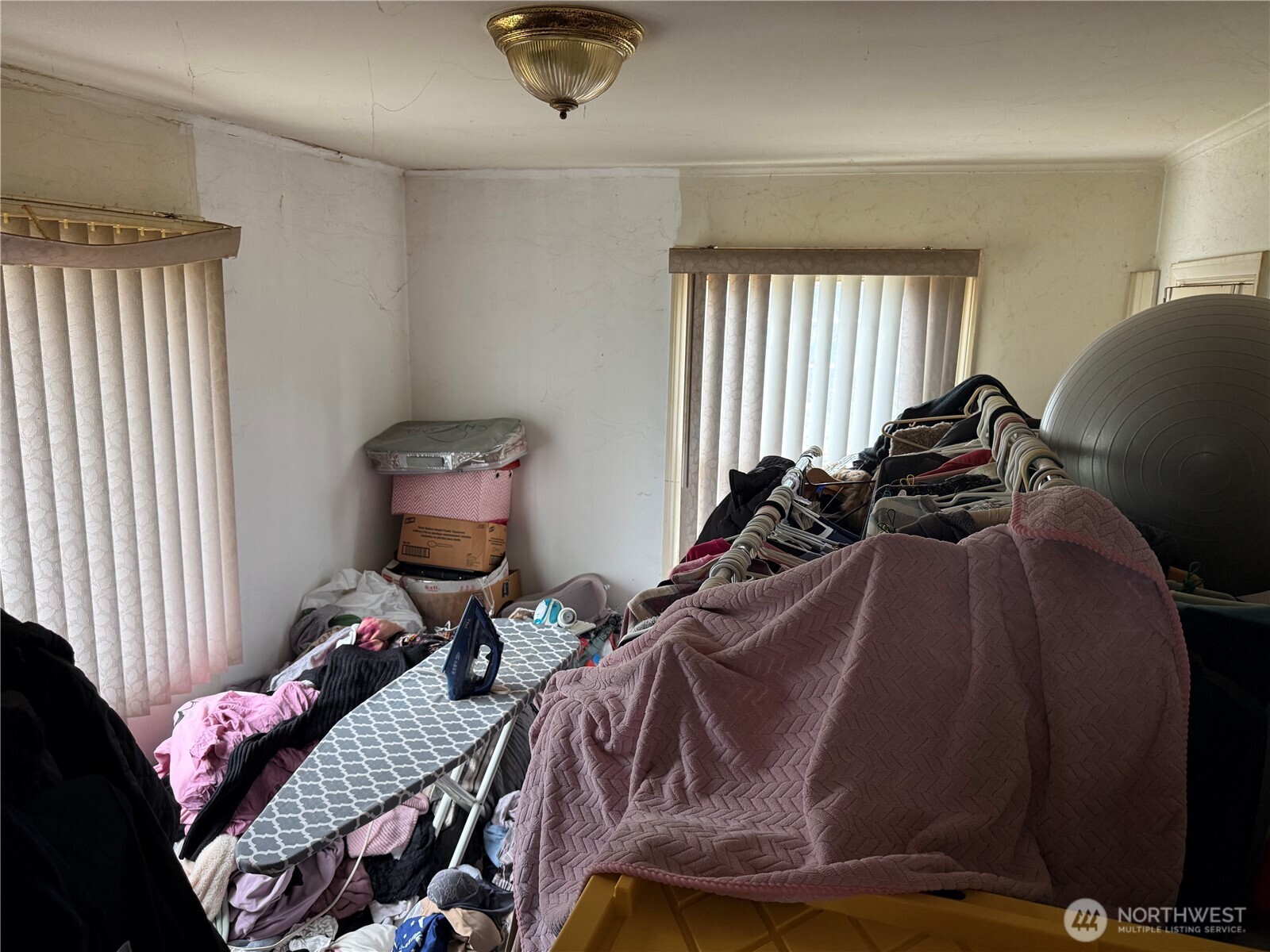 11627 24th Avenue Property Photo 6